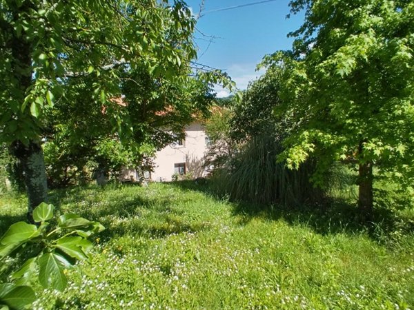 casa indipendente in vendita a Bibbiena in zona Soci