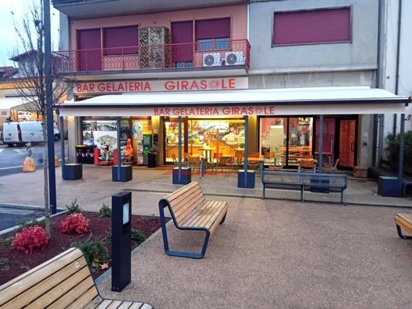 negozio in vendita a Bibbiena in zona Soci