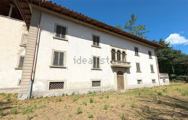 villa in vendita a Bibbiena in zona Camprena