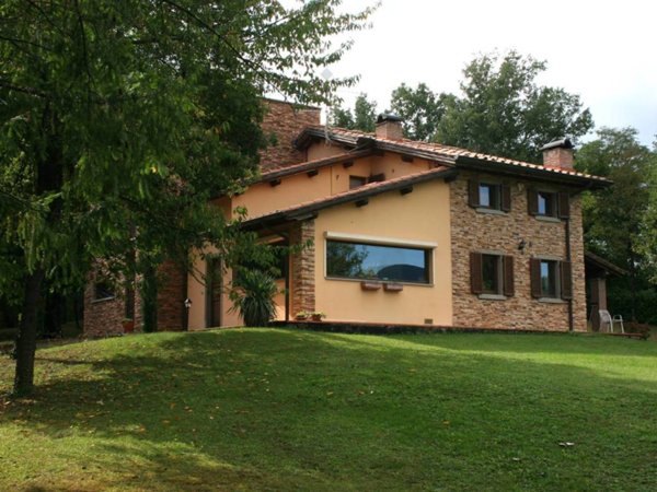 casa indipendente in vendita a Bibbiena