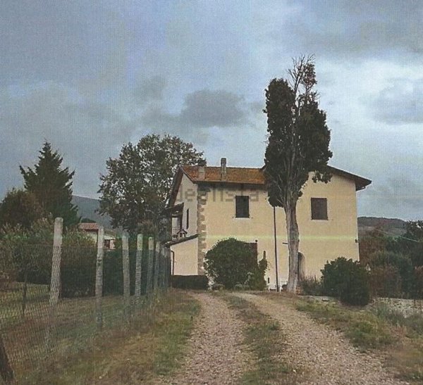 casa indipendente in vendita a Bibbiena in zona Soci