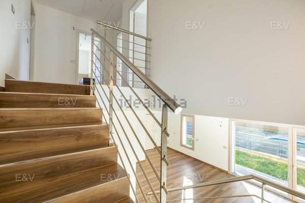 casa indipendente in vendita a Bibbiena