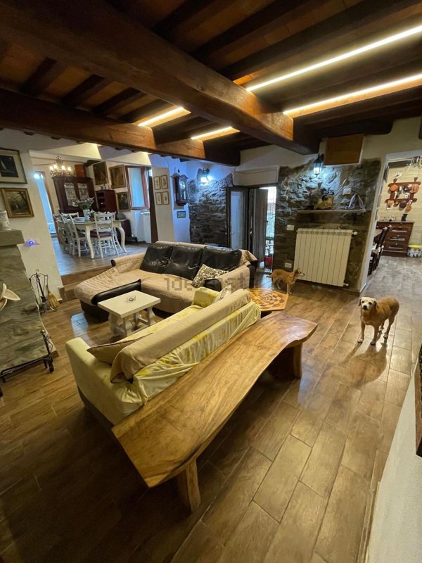 casa indipendente in vendita a Bibbiena