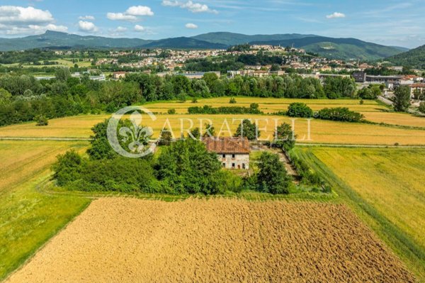 casa indipendente in vendita a Bibbiena in zona Pianacci