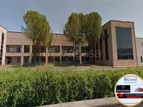 locale commerciale in vendita a Bibbiena