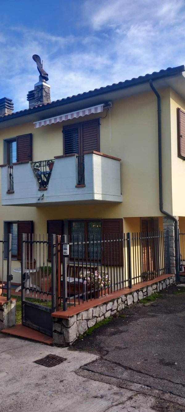 casa indipendente in vendita a Bibbiena