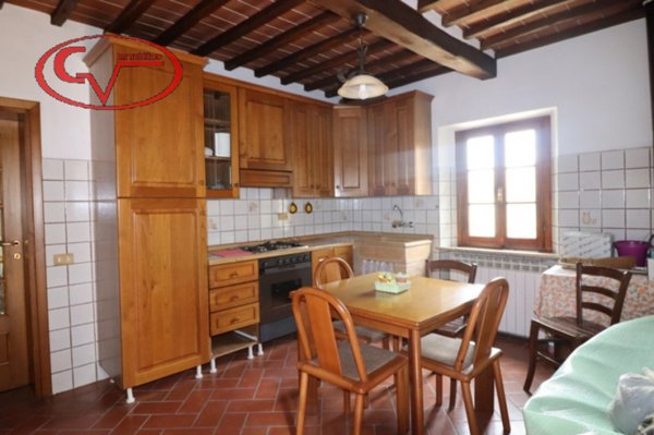 appartamento in vendita a Bucine in zona Montebenichi
