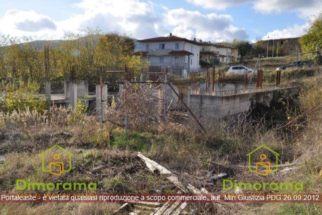 terreno edificabile in vendita a Bucine in zona Ambra