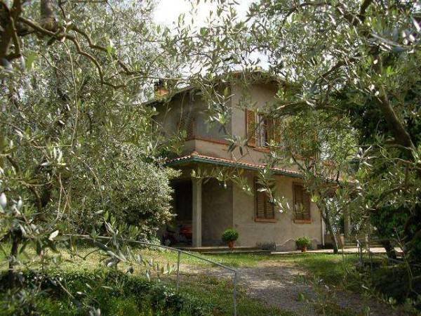 casa indipendente in vendita a Bucine in zona San Pancrazio