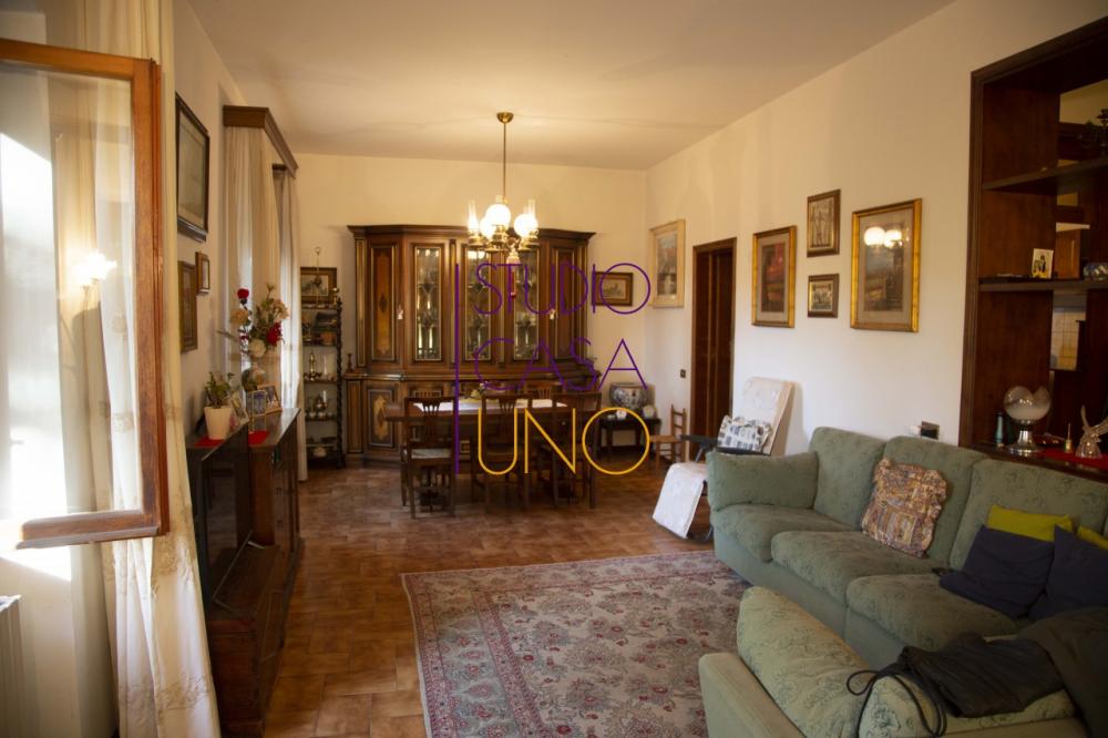 casa indipendente in vendita a Bucine