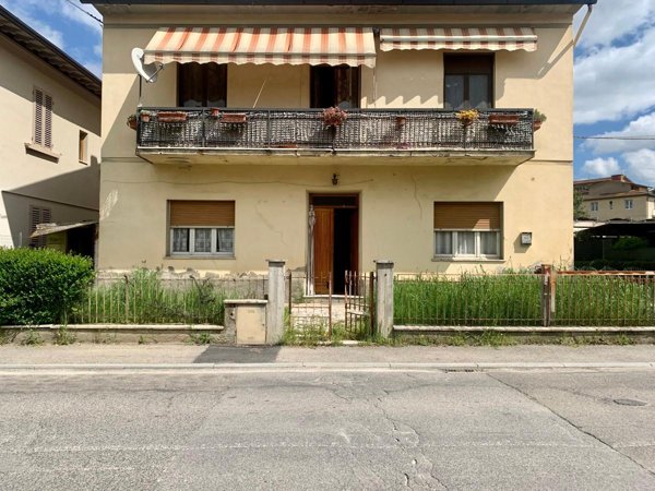 appartamento in vendita a Bucine