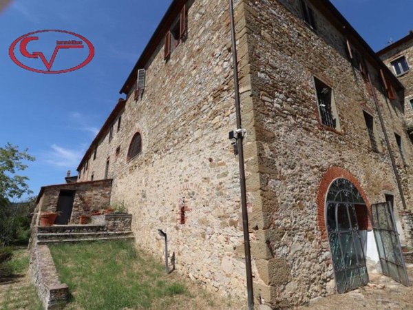 casa indipendente in vendita a Bucine in zona Ambra