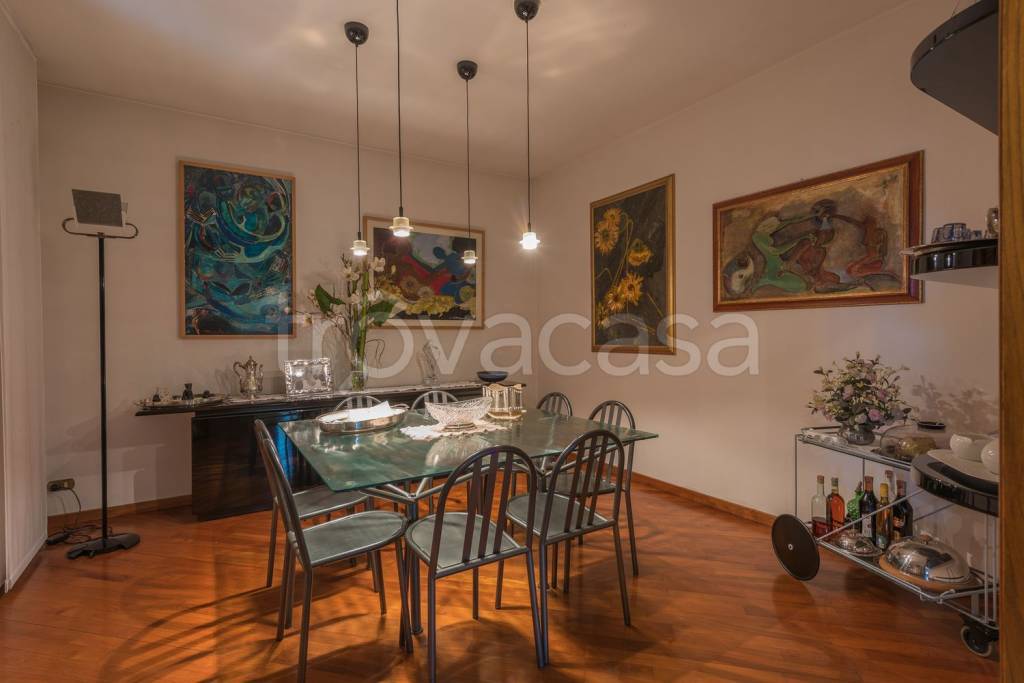 casa indipendente in vendita a Bucine