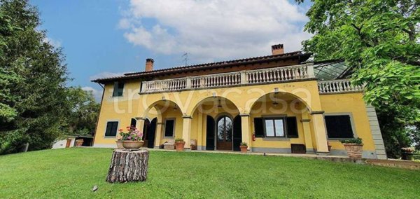 casa indipendente in vendita a Bucine in zona Duddova