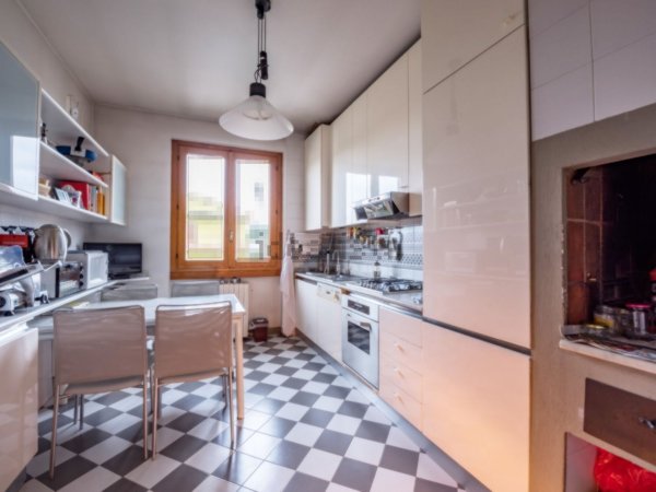 casa indipendente in vendita a Bucine