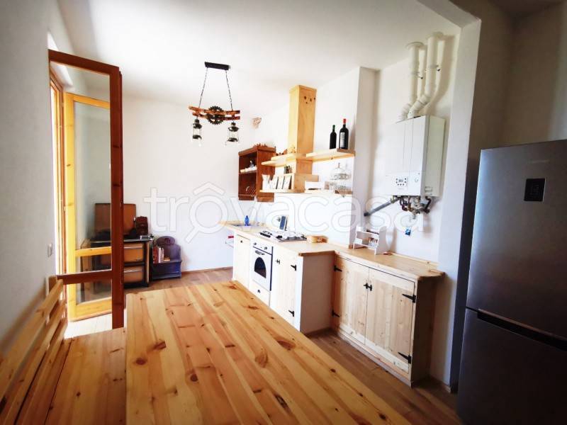 appartamento in vendita a Bucine