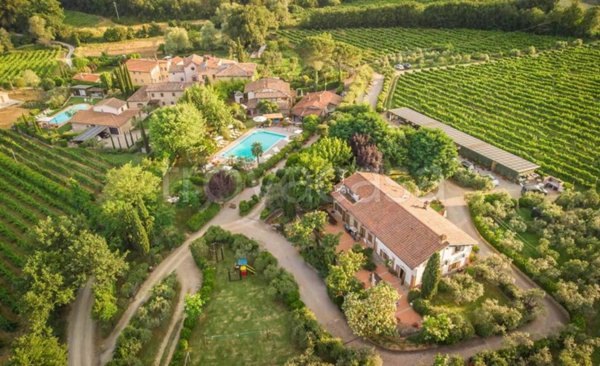 casa indipendente in vendita a Bucine