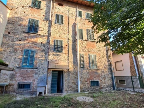 appartamento in vendita a Bucine
