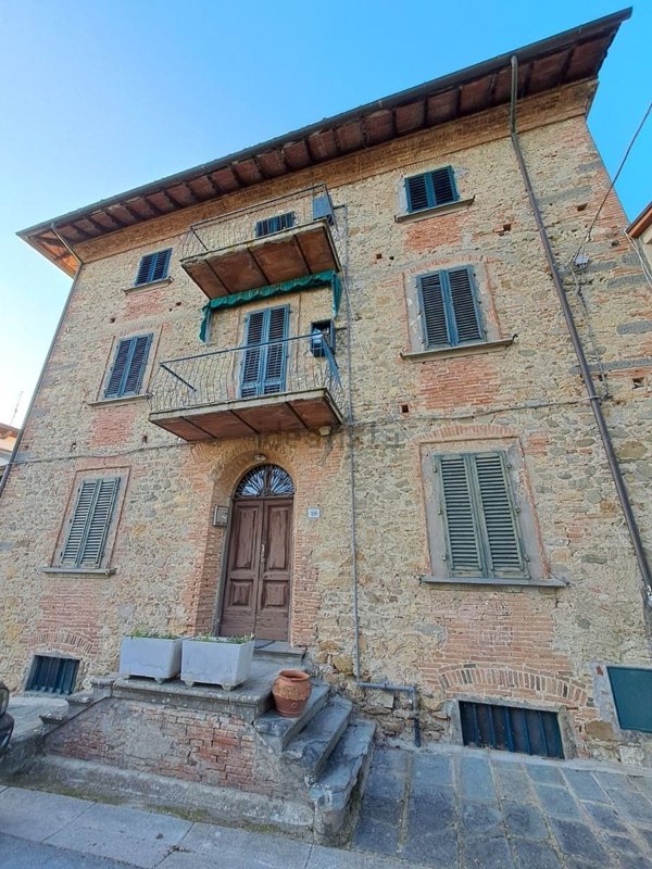 appartamento in vendita a Bucine