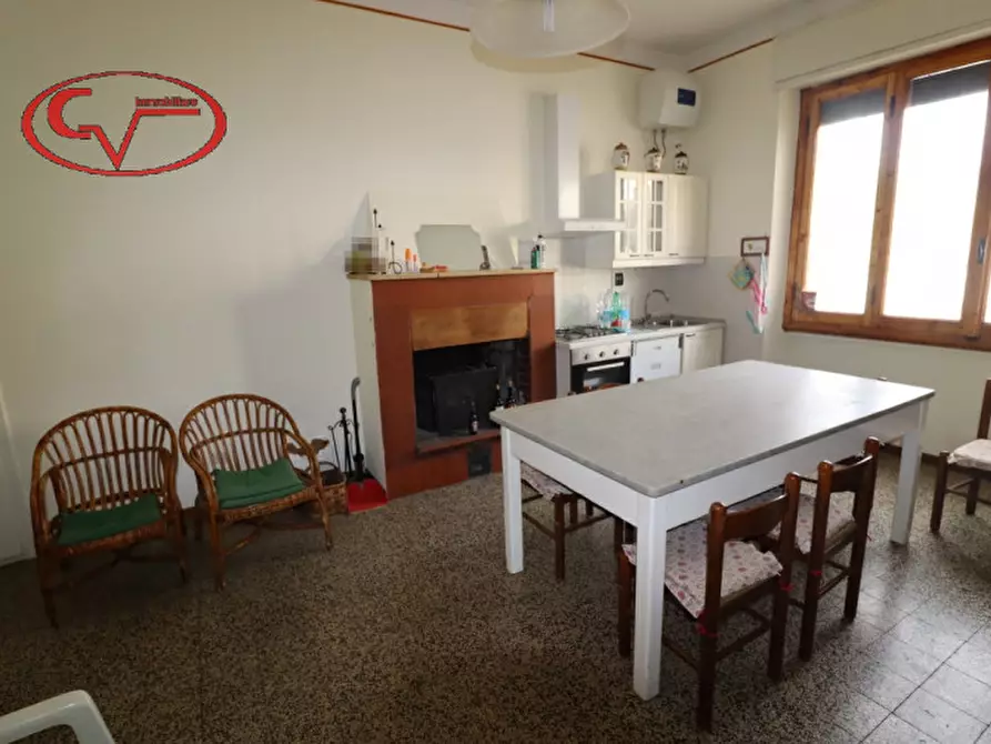 appartamento in vendita a Bucine in zona Ambra