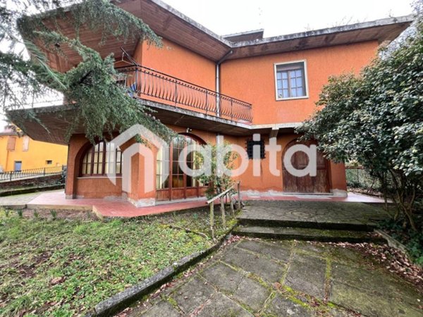 casa indipendente in vendita a Bucine in zona Badia Agnano