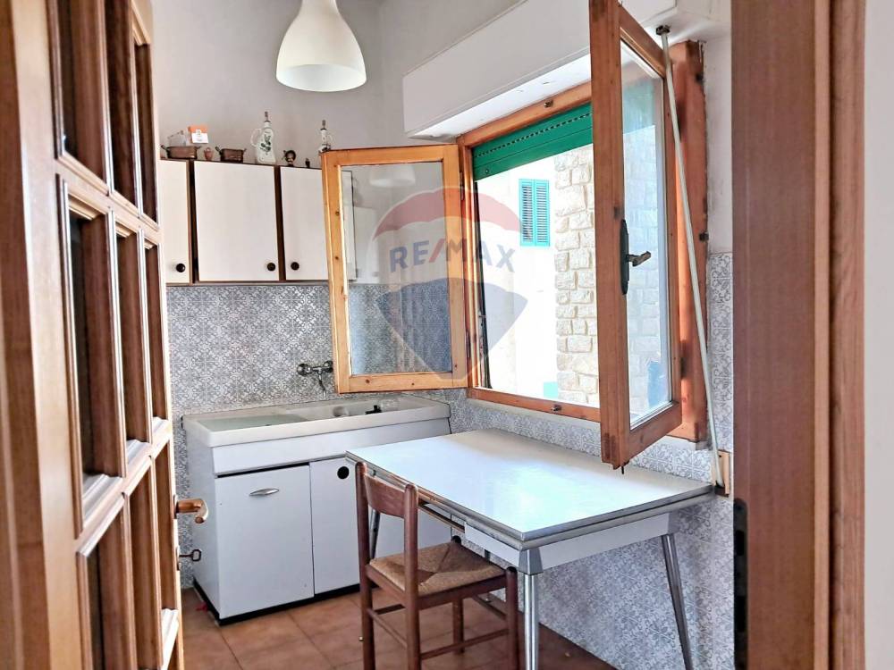 casa indipendente in vendita a Bucine in zona Perelli