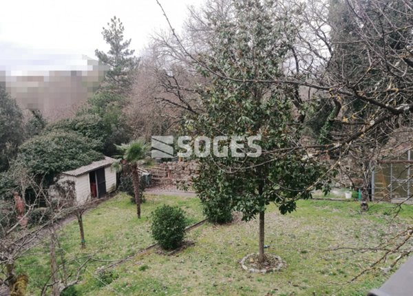 casa indipendente in vendita a Bucine