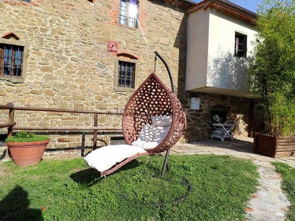 casa indipendente in vendita a Bucine