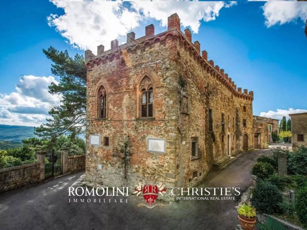 villa in vendita a Bucine