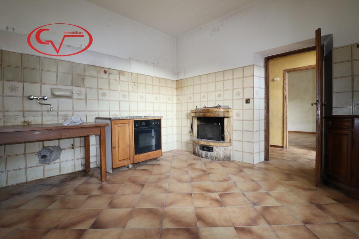 appartamento in vendita a Bucine