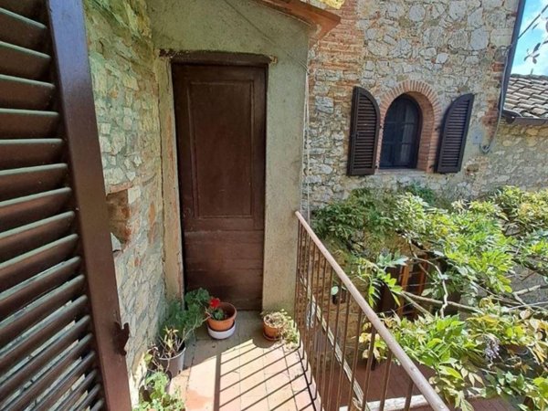 casa indipendente in vendita a Bucine in zona Duddova