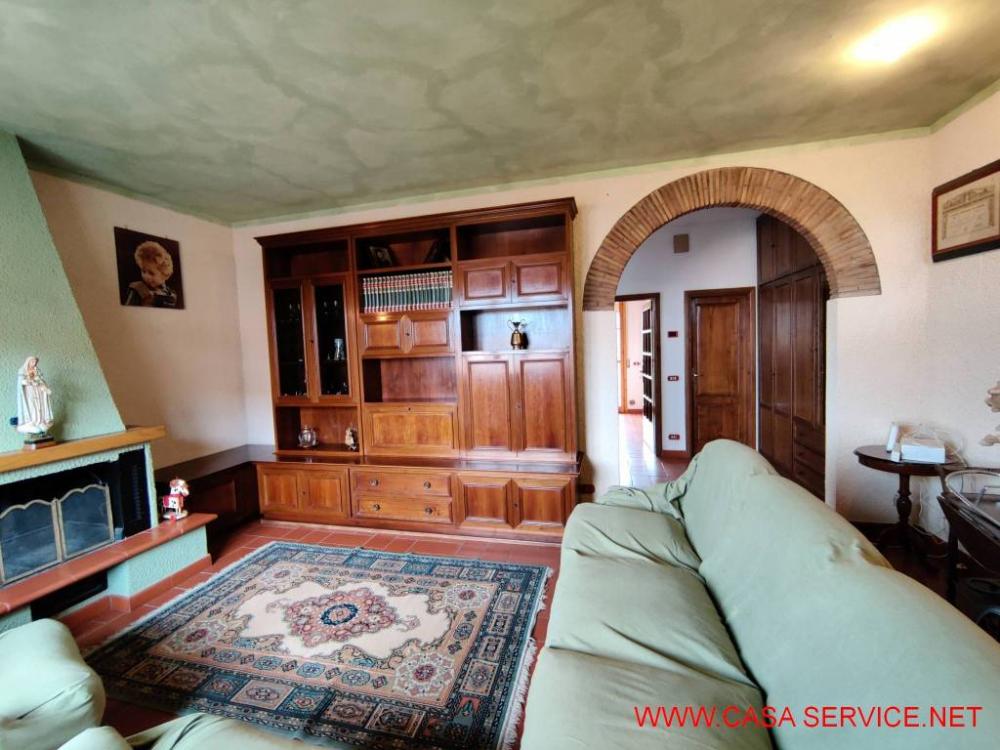 casa indipendente in vendita a Bucine