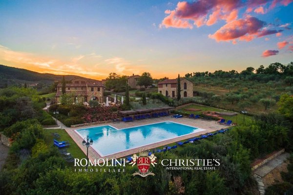 casa indipendente in vendita a Bucine