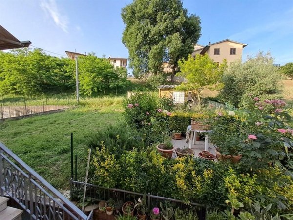 appartamento in vendita a Bucine