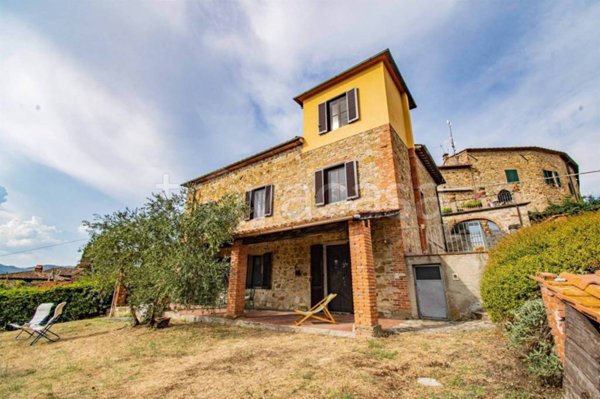 casale in vendita a Bucine in zona Ambra