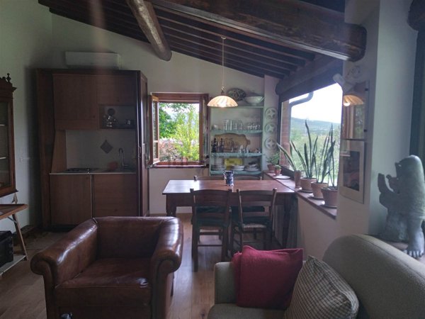 casa indipendente in vendita a Bucine