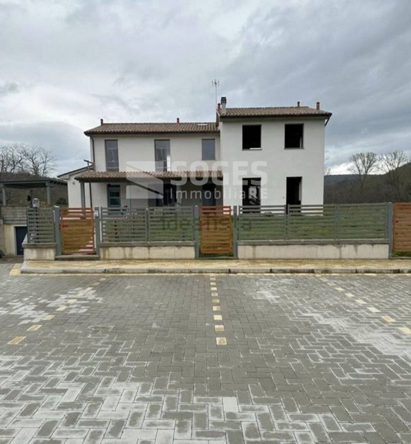 appartamento in vendita a Bucine