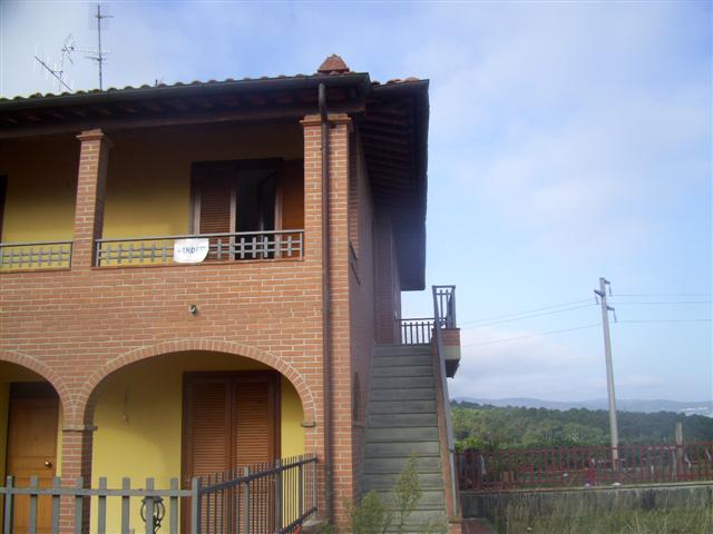 casa semindipendente in vendita a Bucine