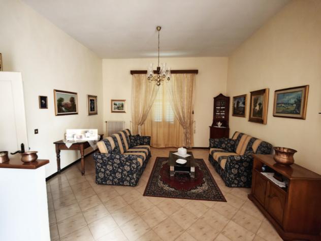 casa indipendente in vendita a Bucine
