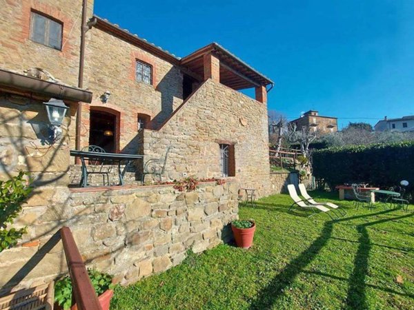 casa indipendente in vendita a Bucine