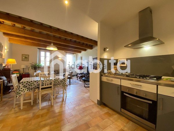 appartamento in vendita a Bucine