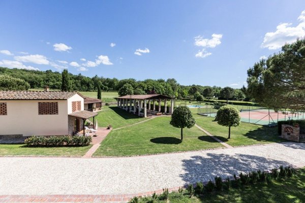 appartamento in vendita a Bucine in zona Pogi