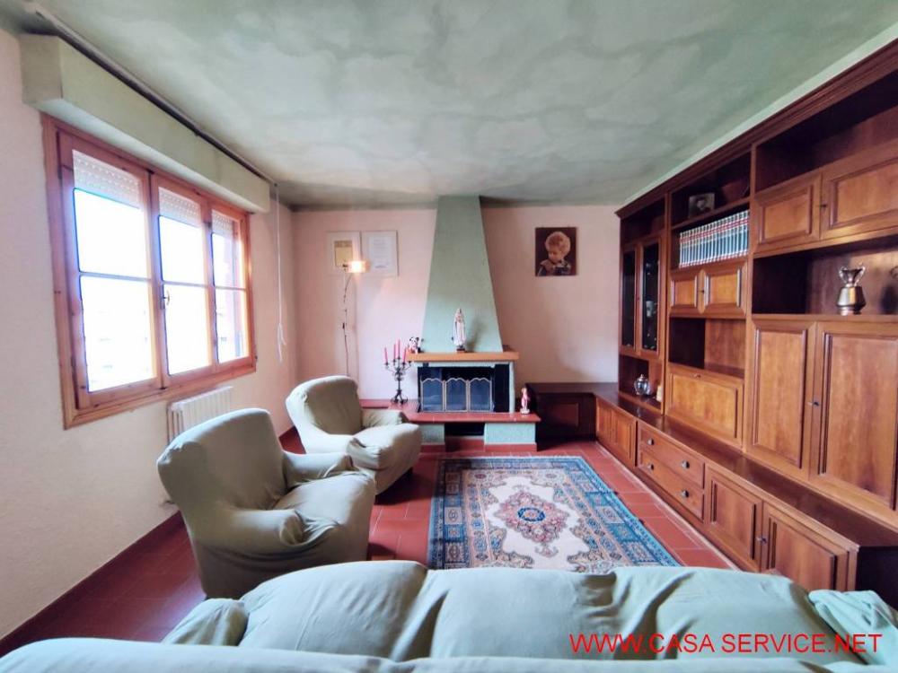casa indipendente in vendita a Bucine