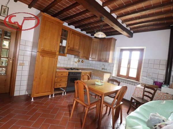 appartamento in vendita a Bucine in zona Montebenichi