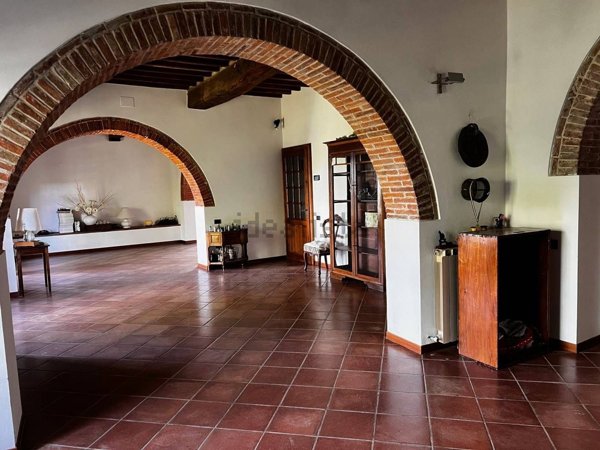 casa indipendente in vendita a Bucine in zona Duddova