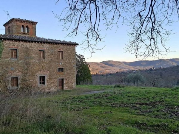 casa indipendente in vendita a Bucine