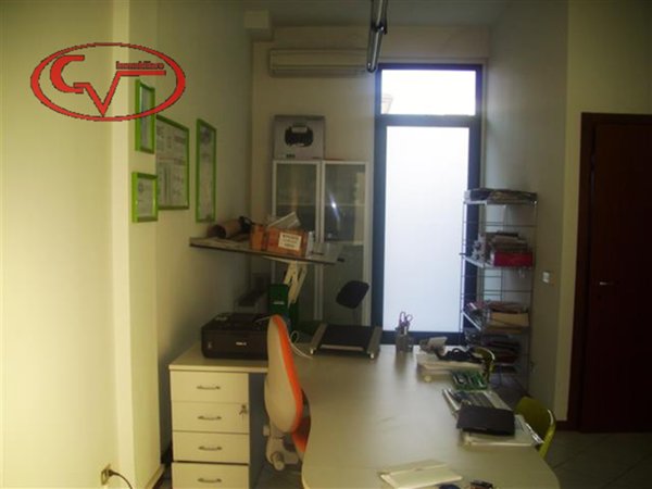 ufficio in vendita a Bucine