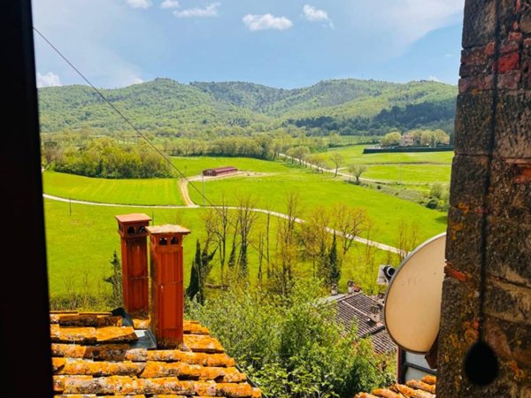 appartamento in vendita a Bucine in zona Pietraviva