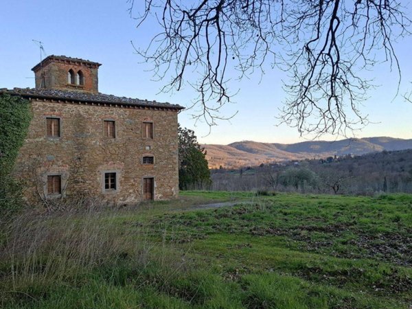 casa indipendente in vendita a Bucine in zona Ambra