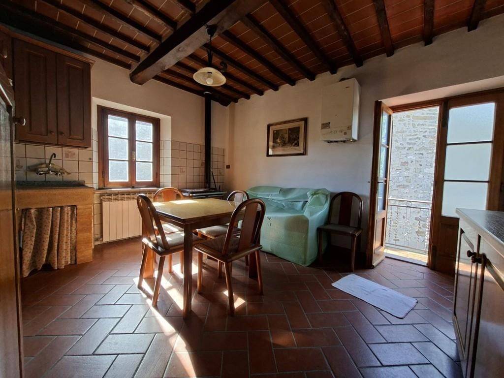 appartamento in vendita a Bucine in zona Montebenichi